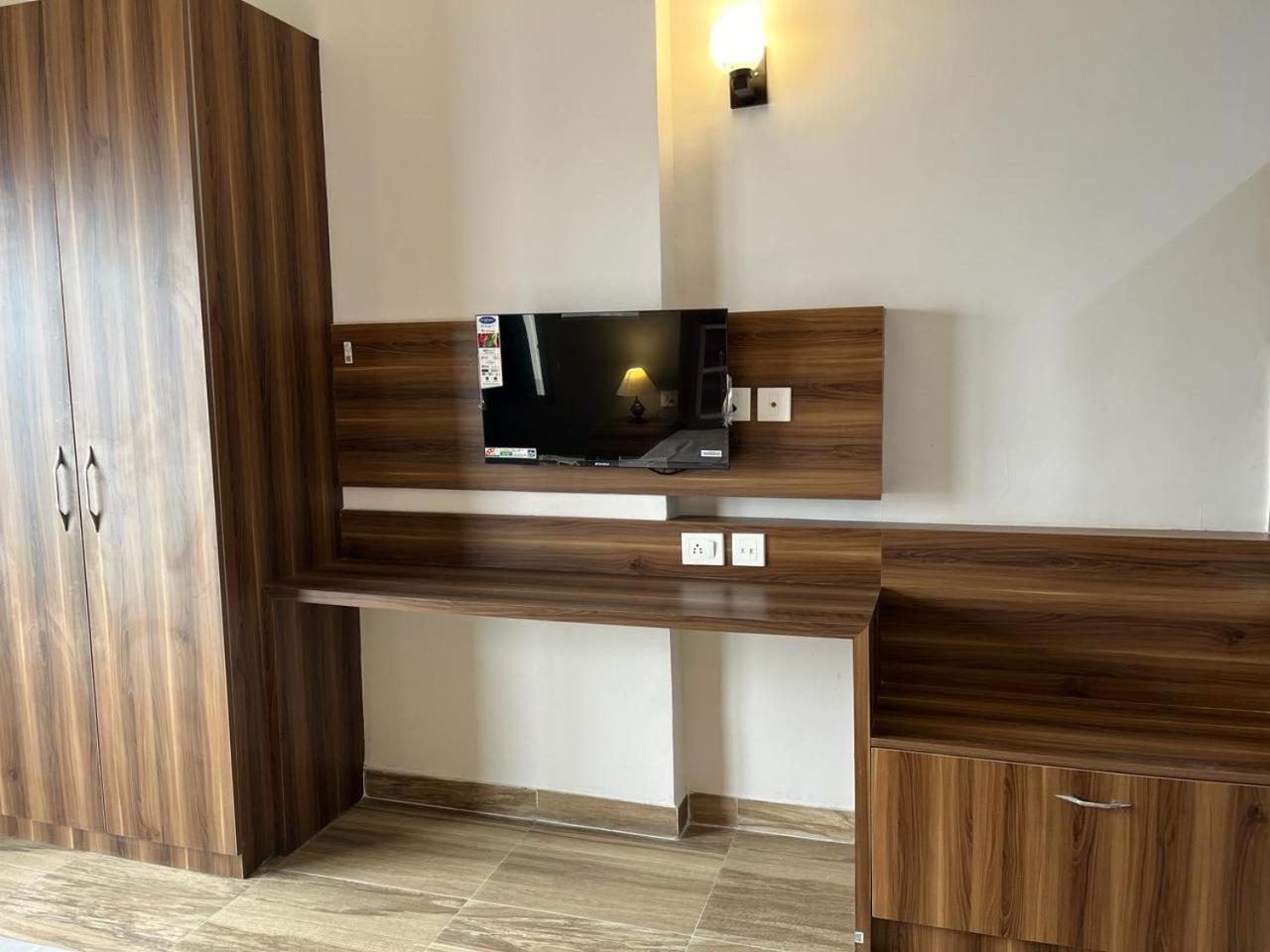 Risal Home Stays Greater Noida Esterno foto