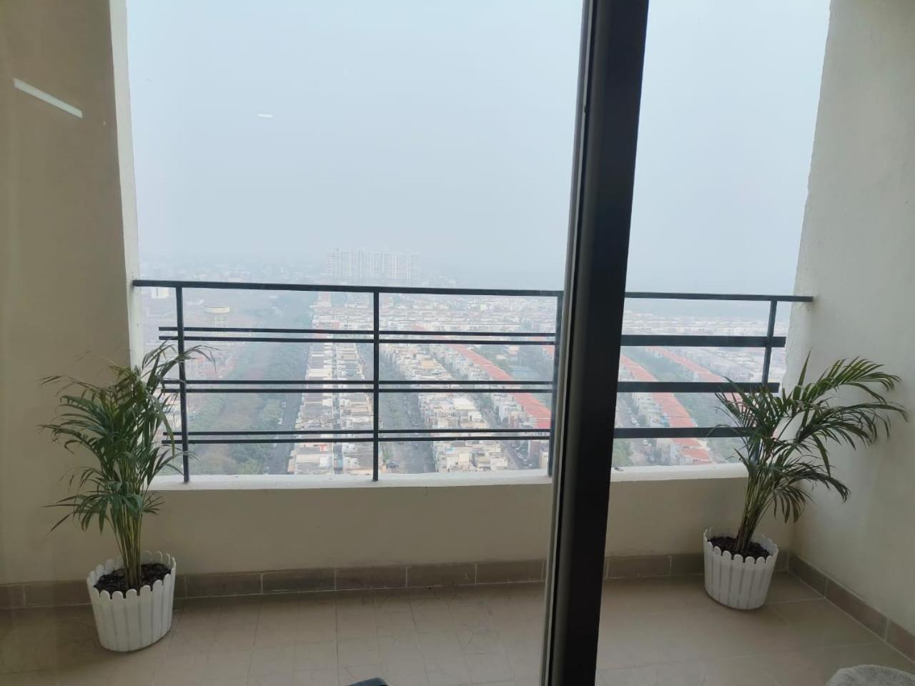 Risal Home Stays Greater Noida Esterno foto