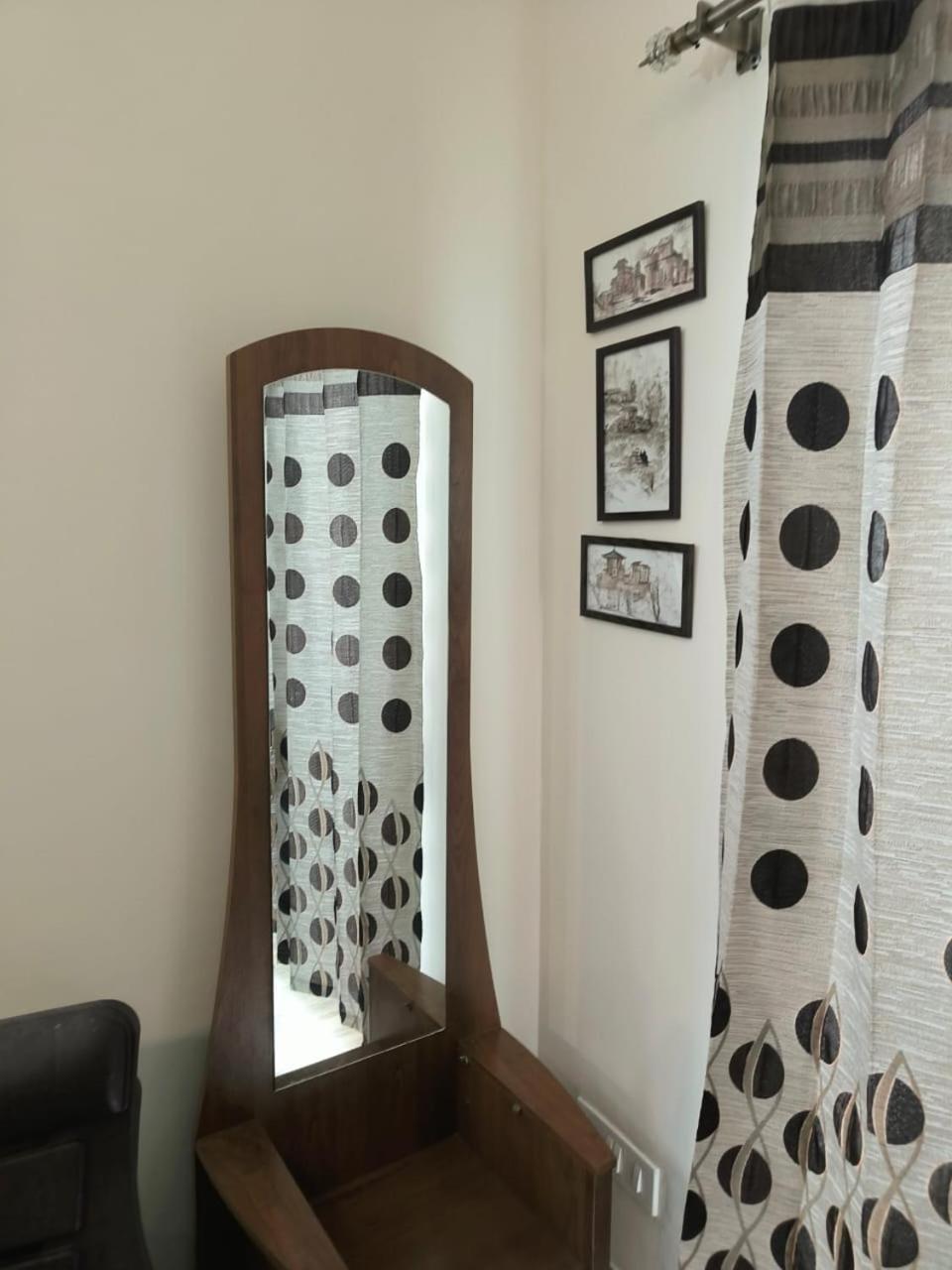 Risal Home Stays Greater Noida Esterno foto